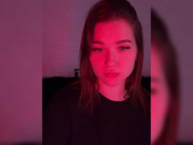 Capturas de tela de transmissão GirlDevil