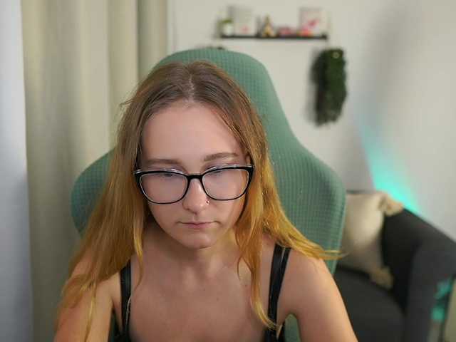 Capturas de tela de transmissão glossybabe