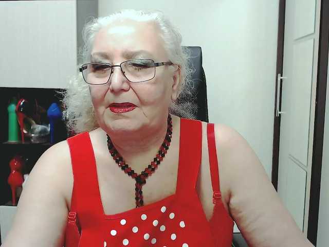 Capturas de tela de transmissão GrannyWants