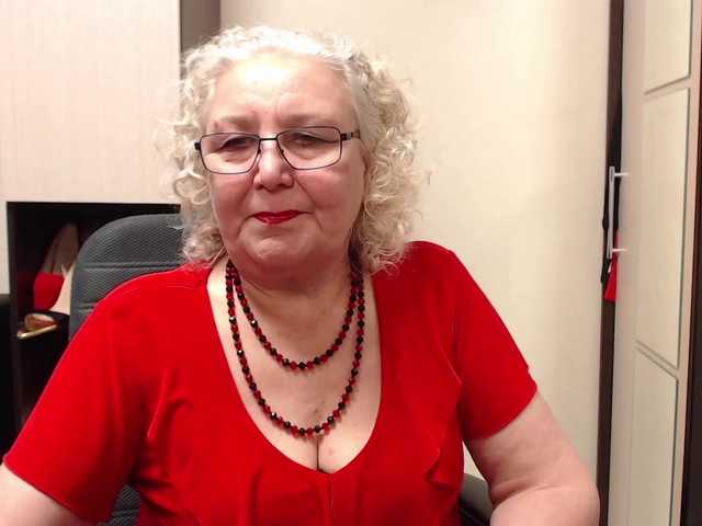 Capturas de tela de transmissão GrannyWants