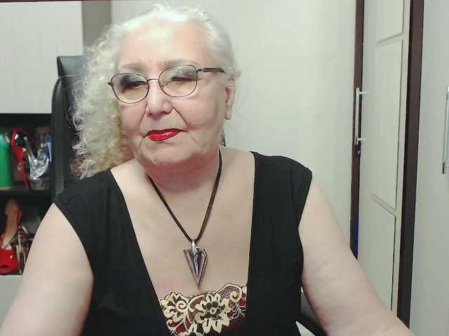 Capturas de tela de transmissão GrannyWants