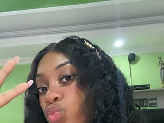 Chat de vídeo erótico Hannan-baker