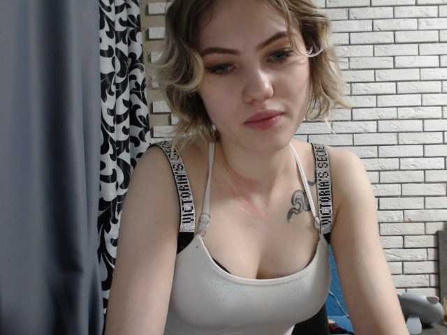 Fotos hannyBanny6 Hi my name is Maria and I am 19 years old)I want to please you and be the girl of your fantasies))I love your compliments and gifts