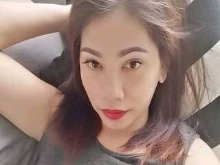 Chat de vídeo erótico HeartRoxy