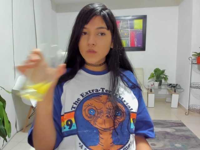 Capturas de tela de transmissão HelenMoon