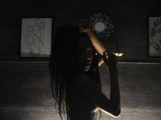 Chat de vídeo erótico Hilary-9