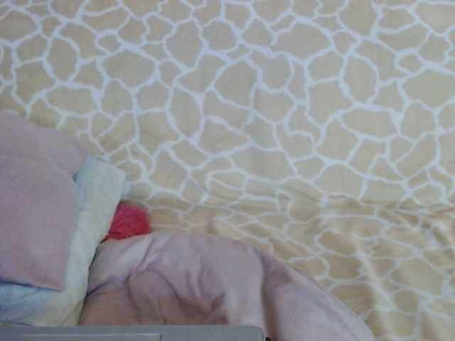 Capturas de tela de transmissão HolyJulie