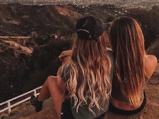 Chat de vídeo erótico hornyprincsss