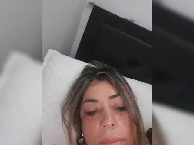 Capturas de tela de transmissão HotGiirl