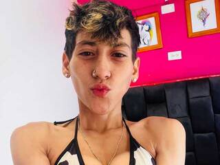 Chat de vídeo erótico HottAlexxxa