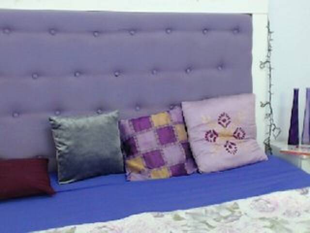 Capturas de tela de transmissão HottieBadGirl