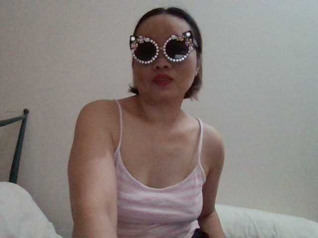 Fotos HottieGoddess HI GUYS! BUY ME LOVENSE LUSH 3 FOR TONS OF REWARDS.OFF GLASSES IN PRIVATE. THANKS TIPPERS!