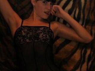 Chat de vídeo erótico hotyanel