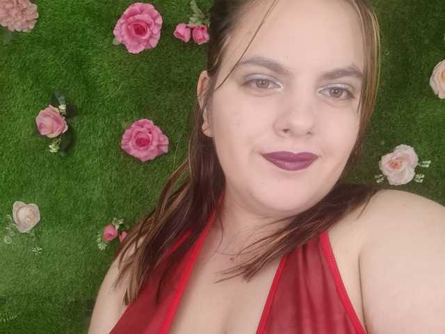 Foto do perfil HugeTittiess