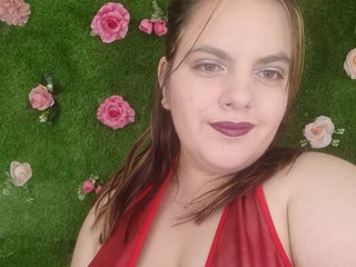 Chat de vídeo erótico HugeTittiess