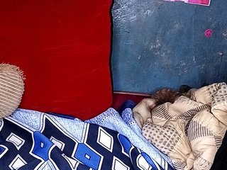 Chat de vídeo erótico Hunnycreamybee-1