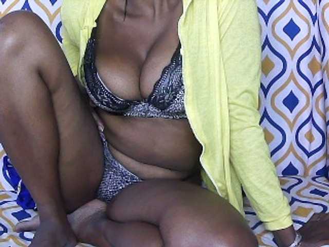 Capturas de tela de transmissão sexy-frayah