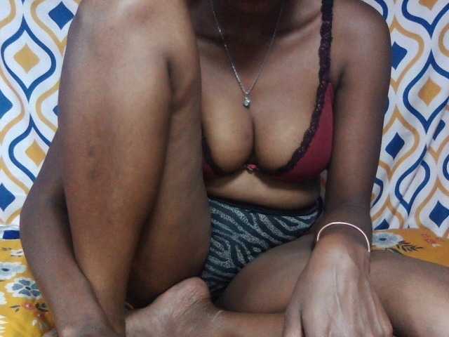 Capturas de tela de transmissão sexy-frayah