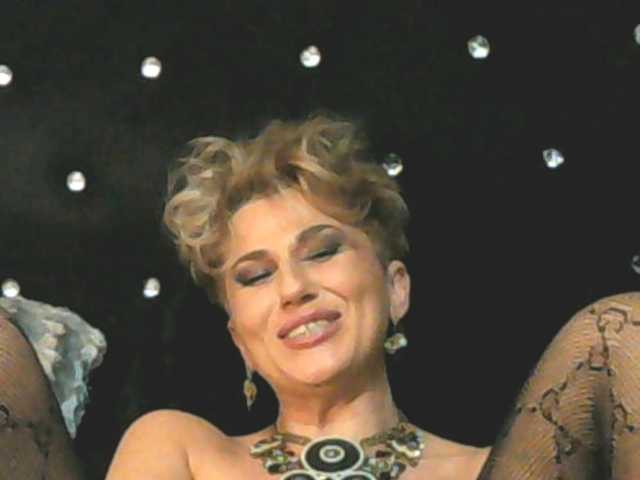 Capturas de tela de transmissão InannaIshtar1