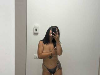 Chat de vídeo erótico MiraNights