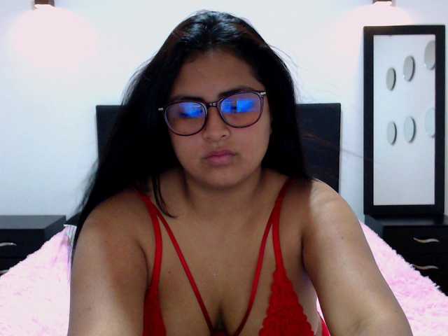 Capturas de tela de transmissão Isabela-Rey
