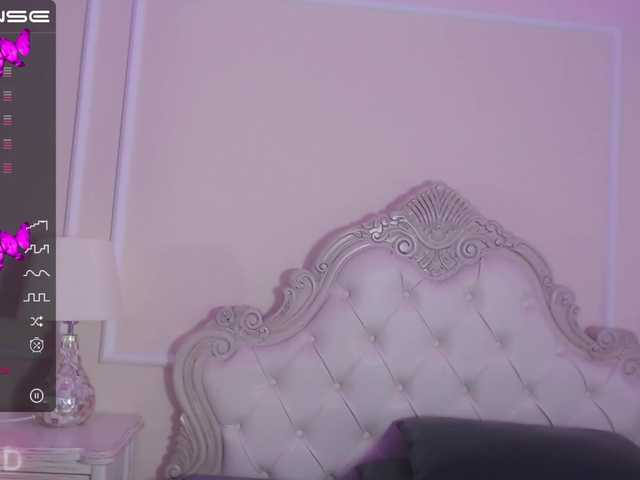 Capturas de tela de transmissão IsabelaBrown1