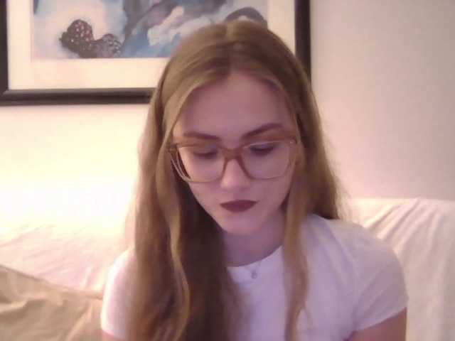 Capturas de tela de transmissão IsabelGood
