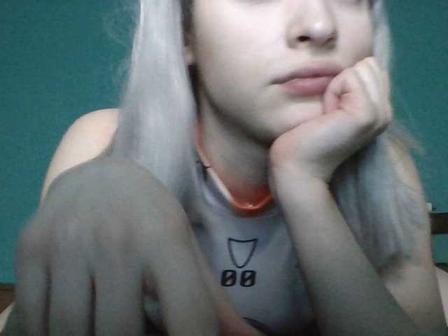 Capturas de tela de transmissão Ivanka-Chan