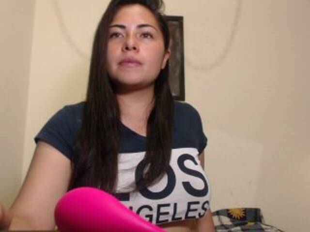 Capturas de tela de transmissão IvetteNelson