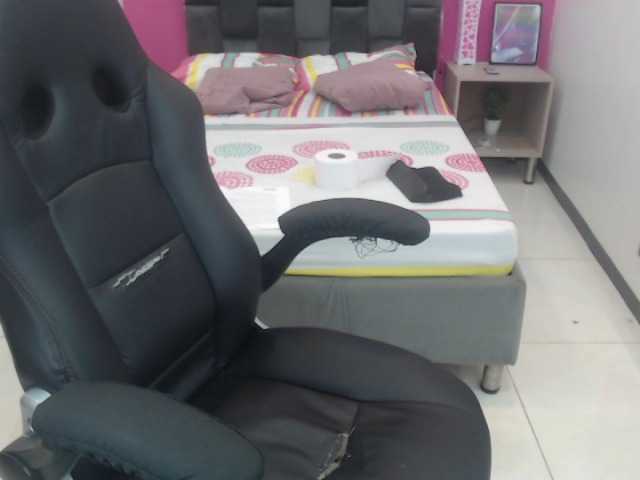 Capturas de tela de transmissão JackyHotBlack