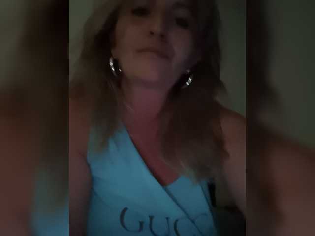 Capturas de tela de transmissão JennaDeluxe