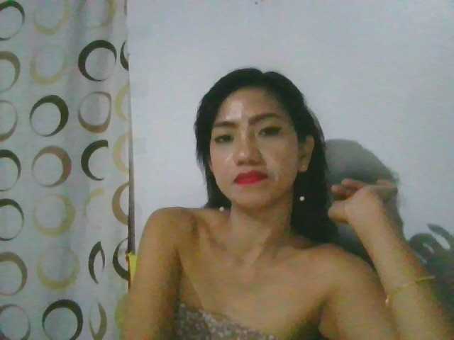 Capturas de tela de transmissão Tina_Jade