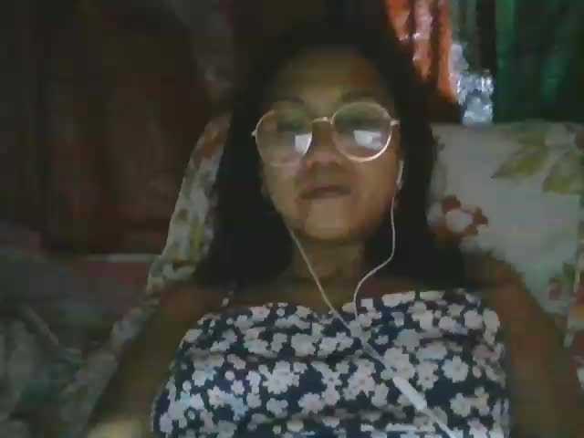 Capturas de tela de transmissão Tina_Jade
