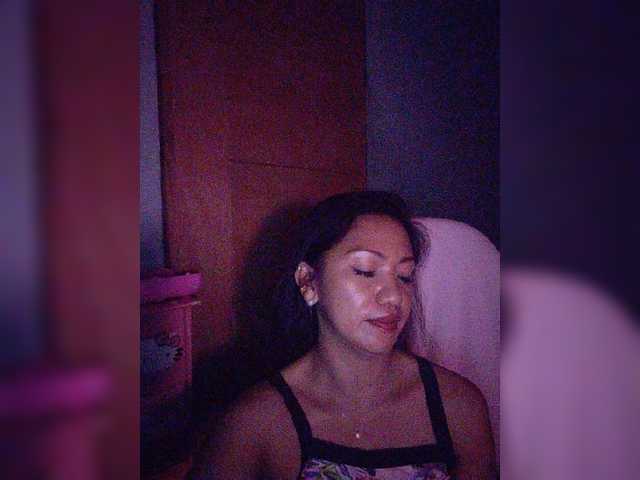Capturas de tela de transmissão Tina_Jade