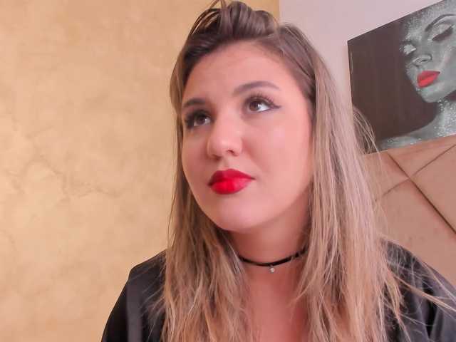 Capturas de tela de transmissão JenniferLuvv