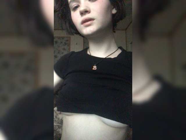 Capturas de tela de transmissão jennydoll18
