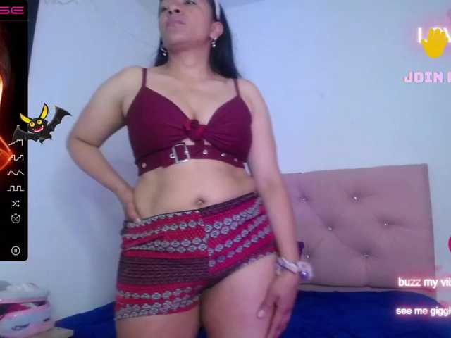 Capturas de tela de transmissão jessialogan2z