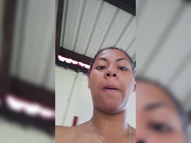 Capturas de tela de transmissão KandyQueen