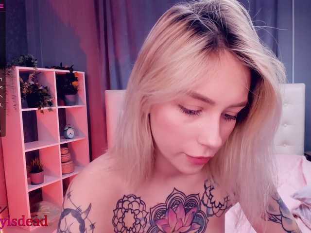 Capturas de tela de transmissão KaprinaGirrs