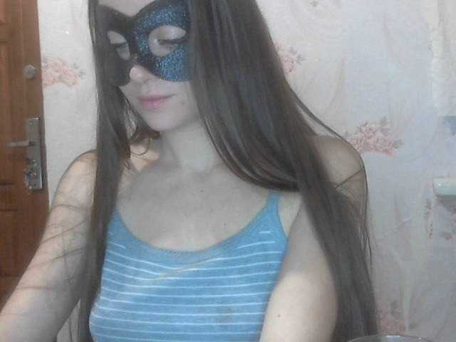 Fotos Karamell-1 if you like, put a heart)) undress me 200 tokens take off the mask 5000