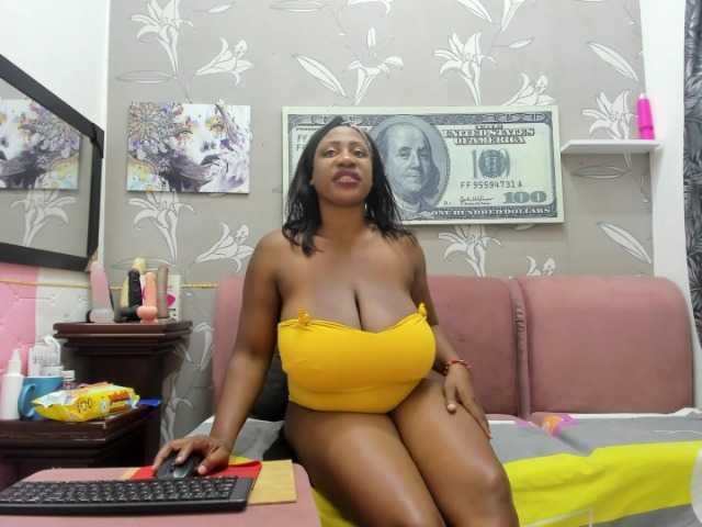 Capturas de tela de transmissão KarenBis