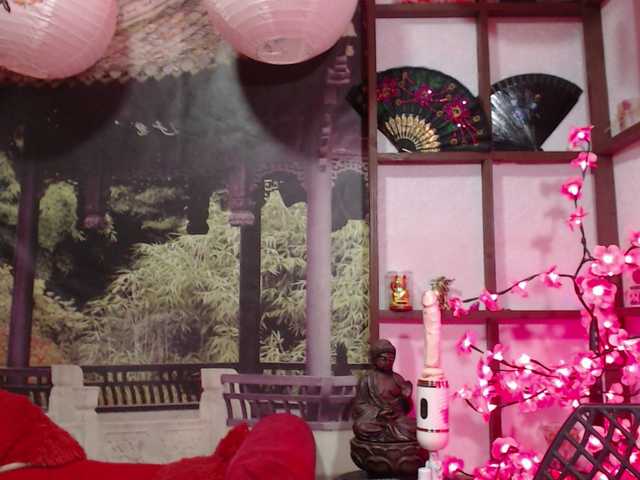 Capturas de tela de transmissão Karimelee