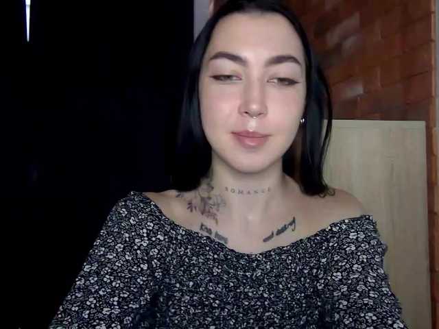Capturas de tela de transmissão KarinaBoo