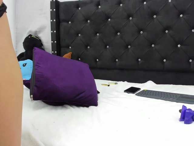 Capturas de tela de transmissão KarolineWayne