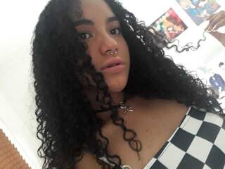 Chat de vídeo erótico KarolinneRose