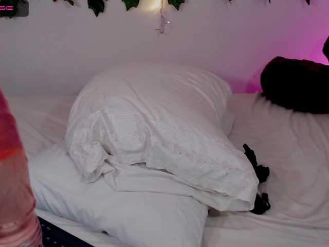 Capturas de tela de transmissão KarolVega