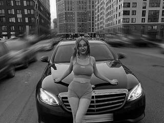 Chat de vídeo erótico KARYY