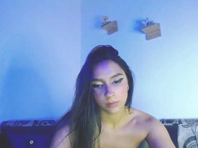 Fotos Kassandra_Chl Do you want to make me cum? 25tkns10s Ultra high (Contro in private)