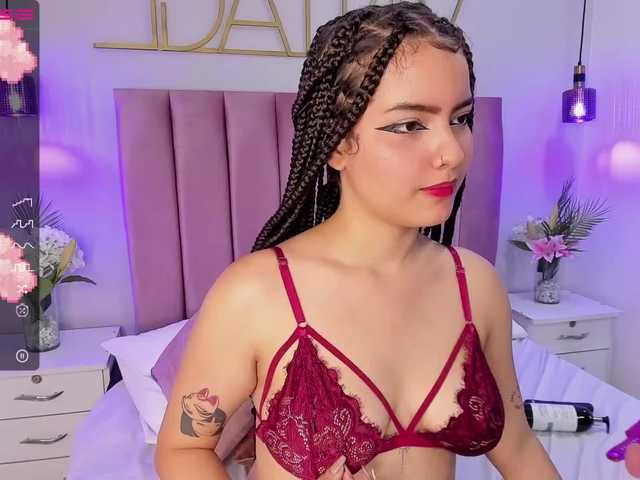 Fotos Kassandra-Reyes @Goal: ღDomi inside my pussy controlled by you 499TKS Every 25TKS I will suck my dildo Ask for my content PROMO ☻