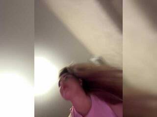 Chat de vídeo erótico KateMid